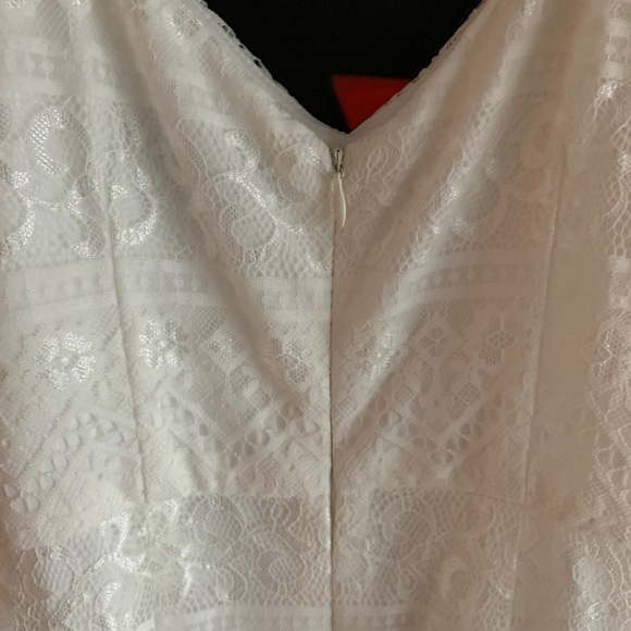 Brand new guess maxi dress - Picture 6 of 8